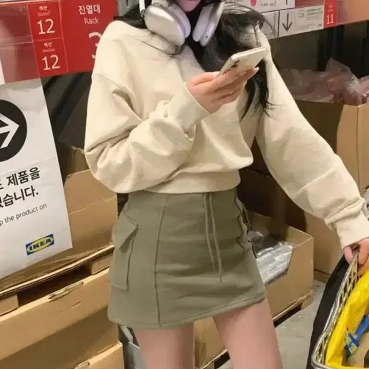 [BUNJANG] Bae Deli Cropped Sweatshirt / 베이델리 크롭 맨투맨