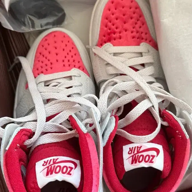 [BUNJANG] Nike Jordan 1 Mid SE White Red Sneakers / 새상품)나이키 조던 1 미드 SE 화이트 레드