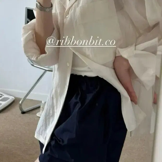 [BUNJANG] Ribbonbit Maze Pocket Blouse - Ivory / 리본빛 메이즈 포켓 블라우스 / 아이보리