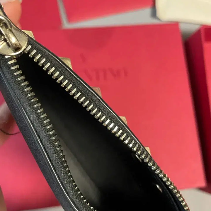 [BUNJANG] Valentino Rockstud Card Holder Black / 발렌티노 락스터드 카드지갑 블랙