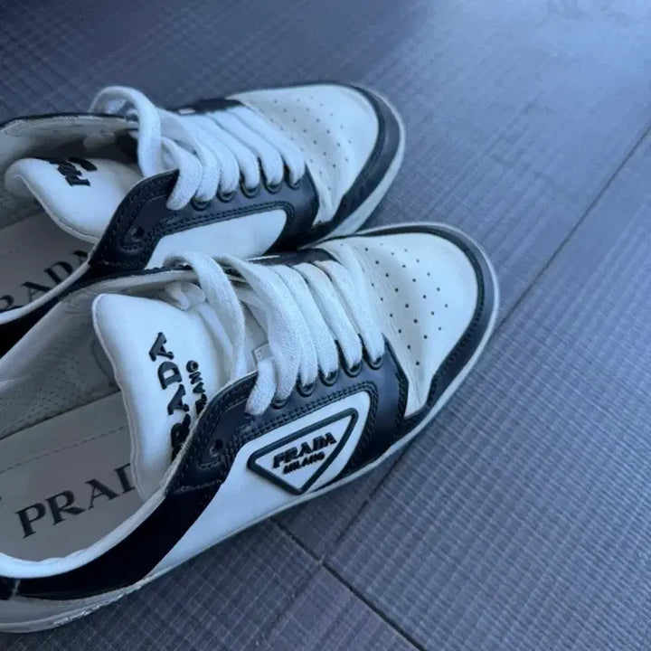 [BUNJANG] Prada Sneakers White/Black Women&