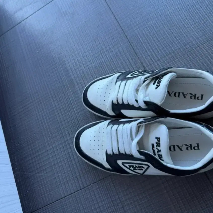 [BUNJANG] Prada Sneakers White/Black Women&