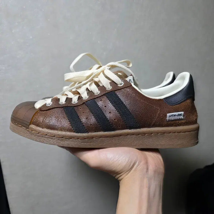 [BUNJANG] Adidas Superstar 82 Collaboration Sneakers (Size 245) / 송 포 더 뮤트 슈퍼스타 82 245