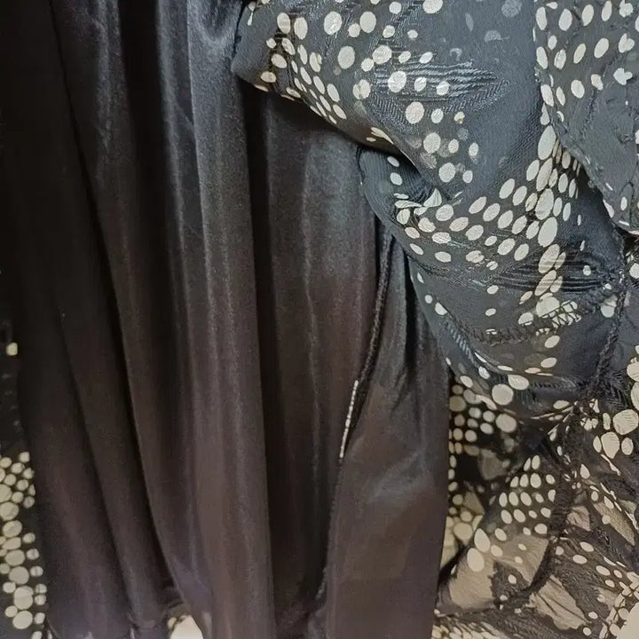 [BUNJANG] Egoist Black and White Chiffon Dress / 에고이스트 긴팔 블랙앤화이트 쉬폰원피스 55