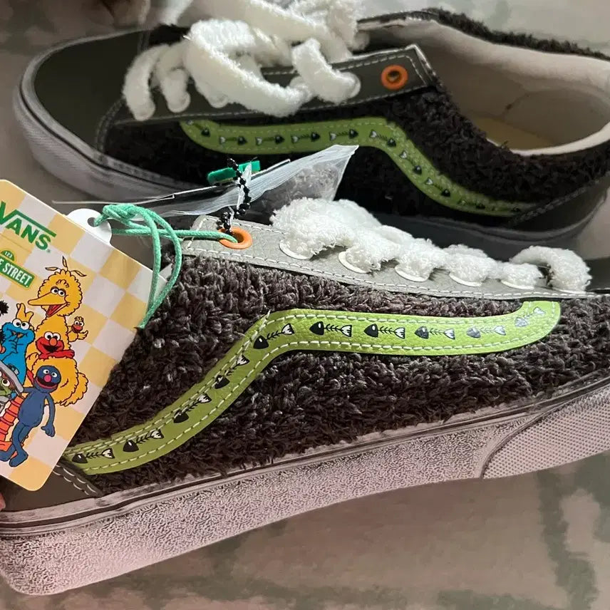 [BUNJANG] Vans Sesame Street Authentic Sneakers / 반스 세서미 스트리트 어센틱