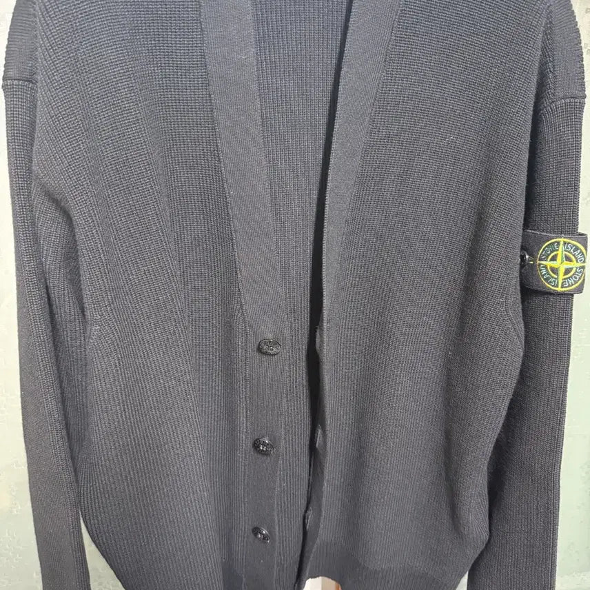 [SOLD OUT] [M] 백화점 정품 스톤아일랜드 가디건
