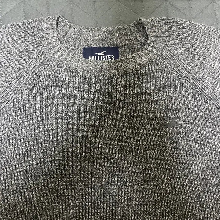 [BUNJANG] Abercrombie &amp; Fitch Gray Gradient Knit Sweater / 정품) 아베크롬비 홀리스터 그라데이션 그레이 니트