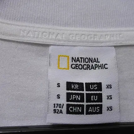 [BUNJANG] National Geographic Small Logo Short Sleeve T-shirt / 25SS 내셔널지오그래픽 스몰 로고 반팔티셔츠 S(90)