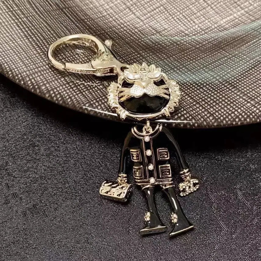 [SOLD OUT] 샤넬 사자 모양 키링 키홀더 차 키링 가방 액세서리