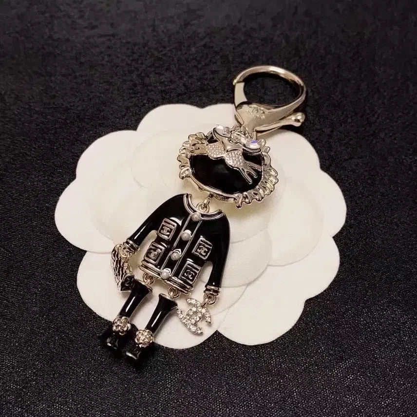 [SOLD OUT] 샤넬 사자 모양 키링 키홀더 차 키링 가방 액세서리