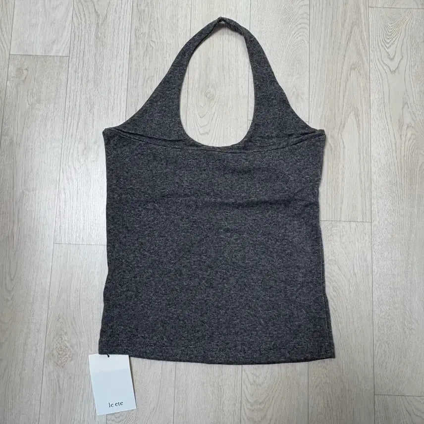 [BUNJANG] Le ete Halter Neck Top / 르에떼 홀터넥