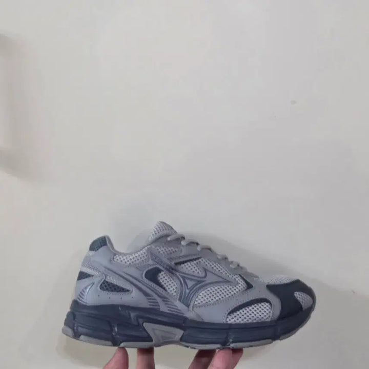 [BUNJANG] Mizuno Speed 2K Vintage Gray Running Shoes (Discontinued) / [255] 미즈노 스피드2K 빈티지그레이ㅡ단종매물,최저가