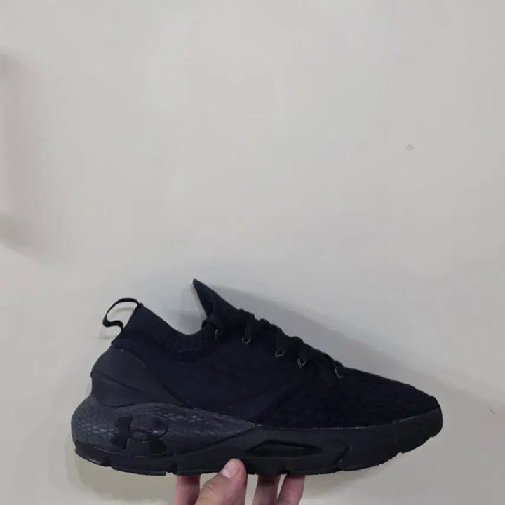 [BUNJANG] Under Armour UA HOVR Phantom 2 Triple Black Running Shoes / [270] 언더아머UA 호버 팬텀2 트리플블랙ㅡ단종매물,최저가