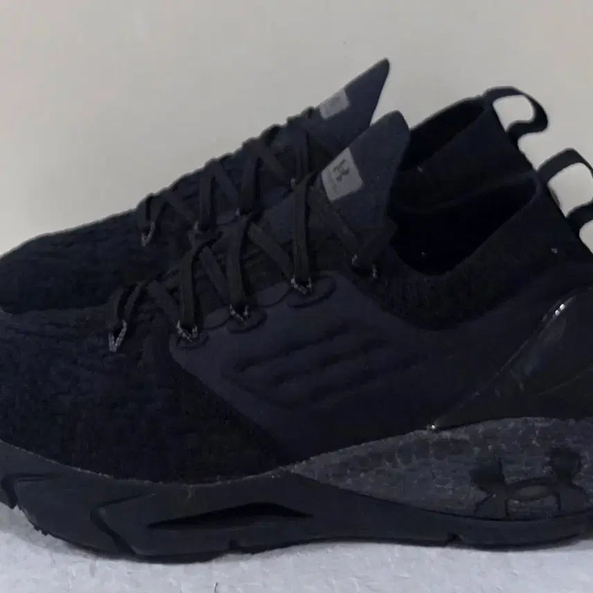 [BUNJANG] Under Armour UA HOVR Phantom 2 Triple Black Running Shoes / [270] 언더아머UA 호버 팬텀2 트리플블랙ㅡ단종매물,최저가