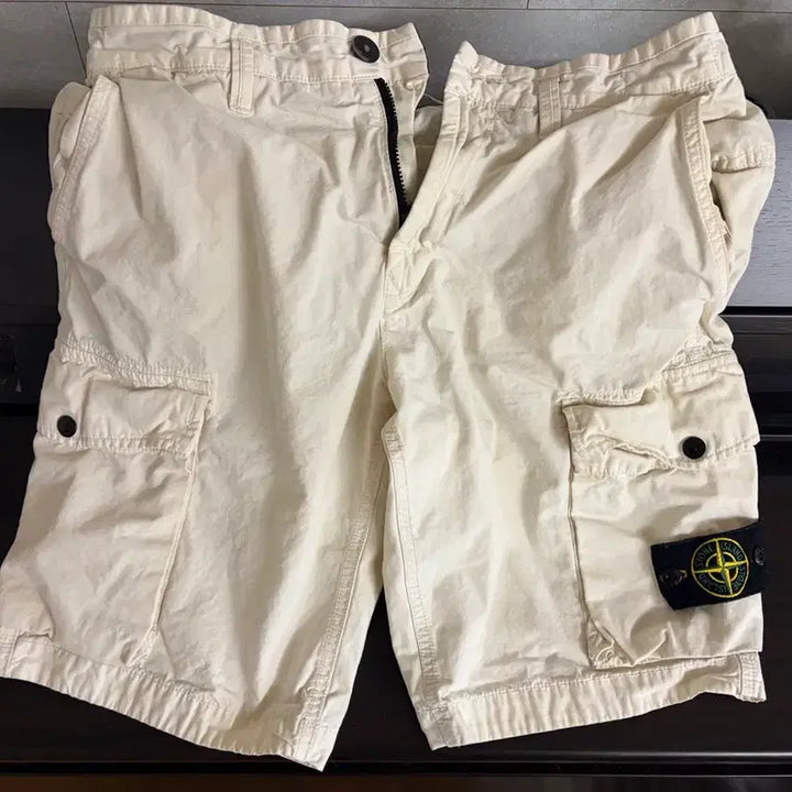 [BUNJANG] Stone Island Shorts Ivory 32 / 스톤아일랜드 반바지 32