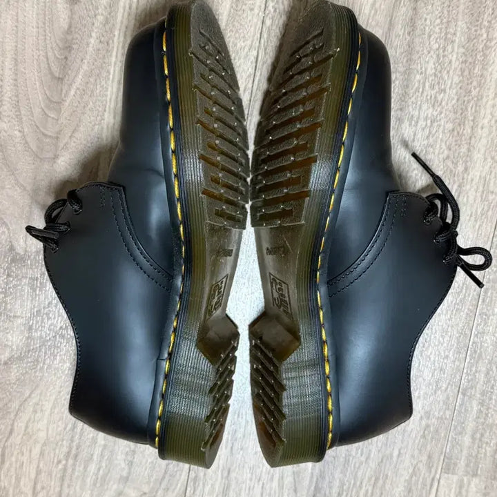 [BUNJANG] Dr. Martens 1461 3-Eye Shoe 240 / 닥터마틴 1461 3 eye shoe 240