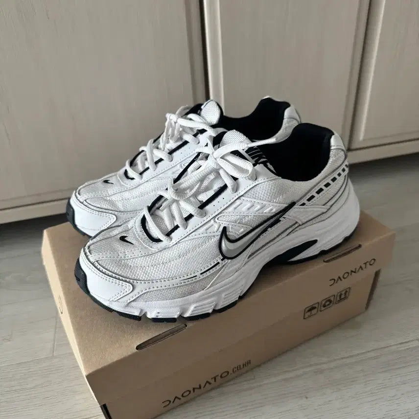 [BUNJANG] Nike Initiator 235 / 나이키 이니시에이터 235