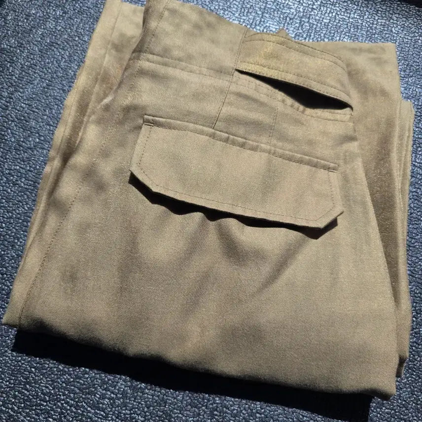 [BUNJANG] Unworn Wide Leg Trousers with Belt - Khaki 55 / 미착용 벨트 와이드 팬츠 펄광택 카키색 55
