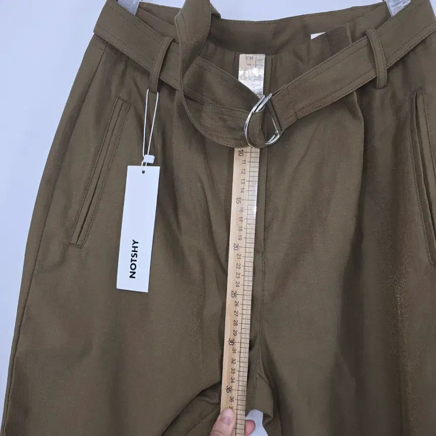 [BUNJANG] Unworn Wide Leg Trousers with Belt - Khaki 55 / 미착용 벨트 와이드 팬츠 펄광택 카키색 55
