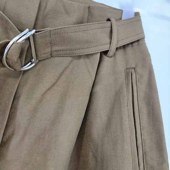 [BUNJANG] Unworn Wide Leg Trousers with Belt - Khaki 55 / 미착용 벨트 와이드 팬츠 펄광택 카키색 55