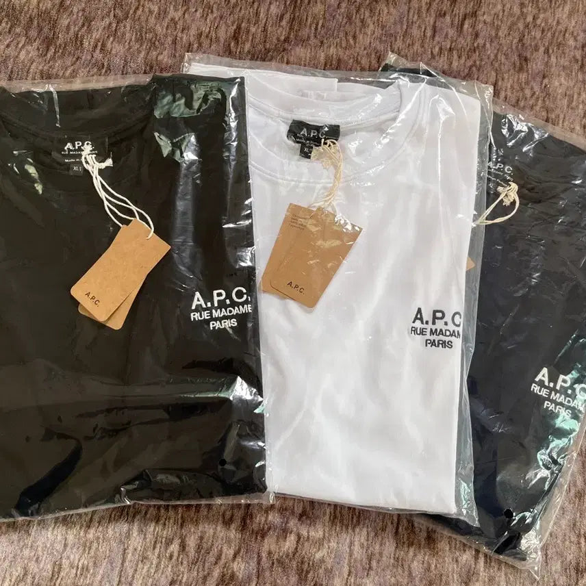 [BUNJANG] A.P.C. Raymond Short Sleeve T-shirt / 아페쎄 반팔 레이몬드반팔 새상품 정품