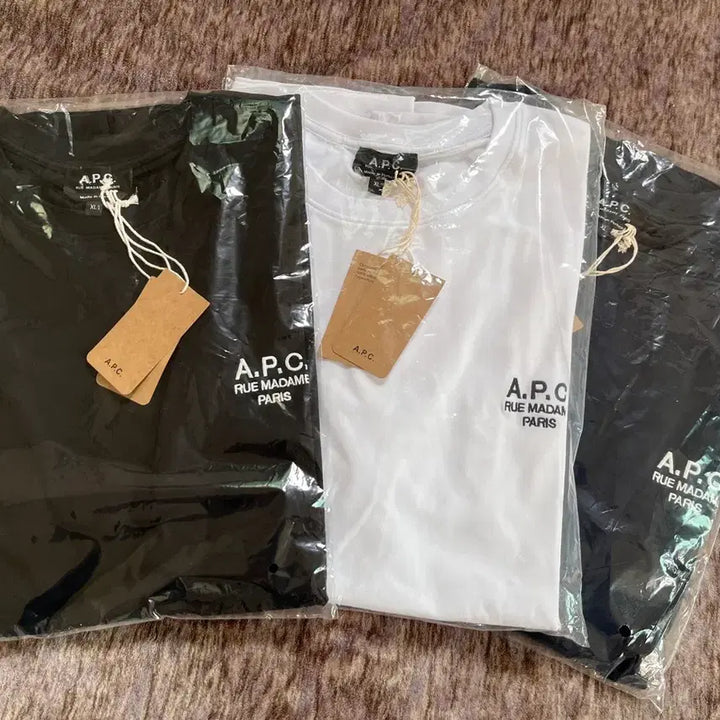 [BUNJANG] A.P.C. Raymond Short Sleeve T-shirt / 아페쎄 반팔 레이몬드반팔 새상품 정품