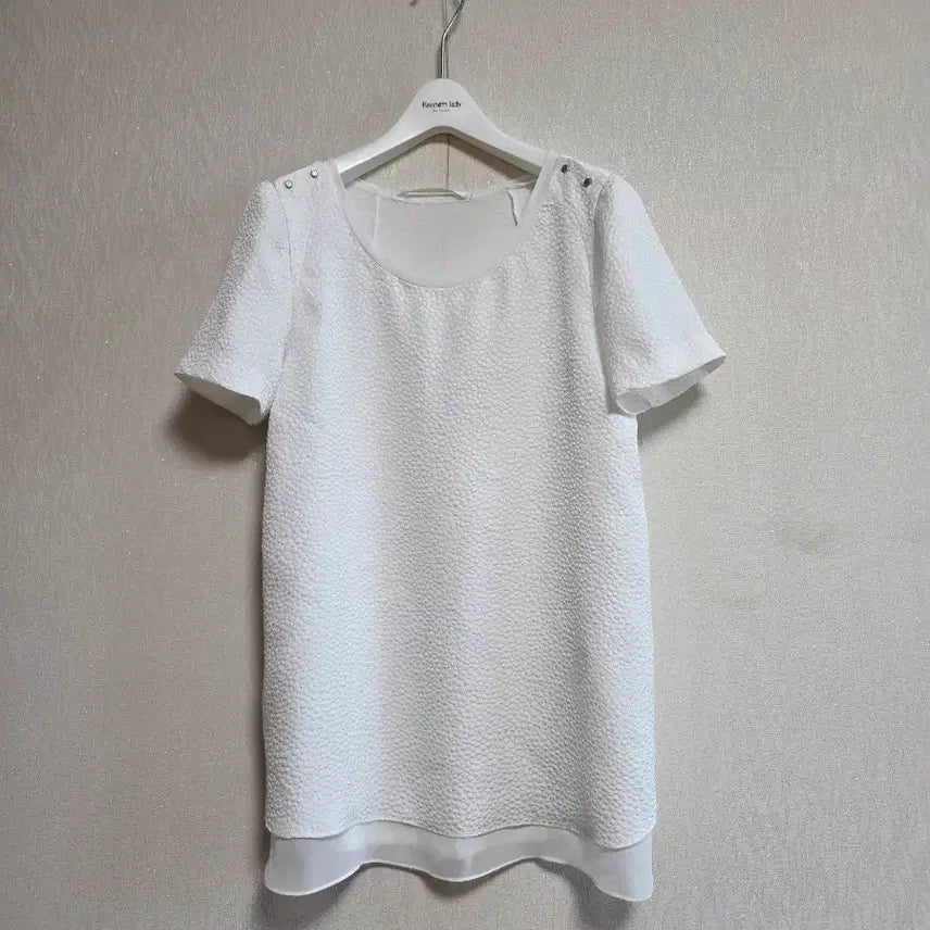 [BUNJANG] G-Cut Blouse / 지컷 블라우스
