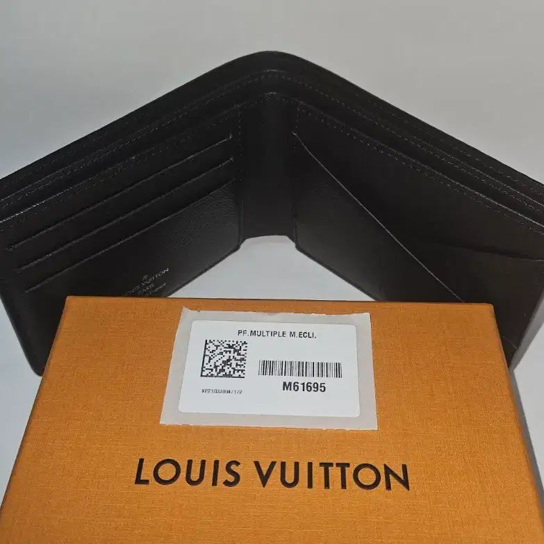 [BUNJANG] Louis Vuitton Multiple Wallet Monogram Eclipse / [정품/S+] 루이비통  멀티플 월렛 모노그램 이클립스