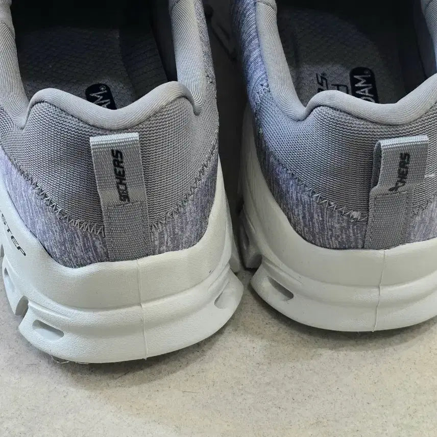 [BUNJANG] Skechers Glide-Step Running Sneakers 270mm Grey / [새상품]스케쳐스 글라이드 스텝 발편한 러닝화 스니커즈 270mm