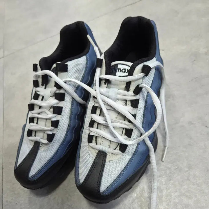 [BUNJANG] Nike Air Max 95 (230) Sneakers / 나이키 에어맥스 95  905348-021(230)