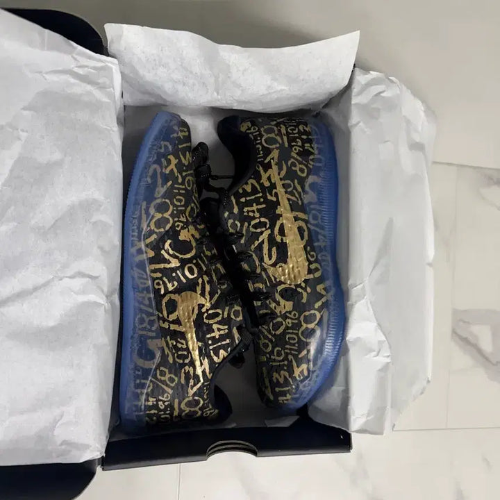 [BUNJANG] Nike Kobe 11 Elite Low Black/Gold Basketball Shoes / 나이키 코비 11 엘리트 로우 블랙/골드