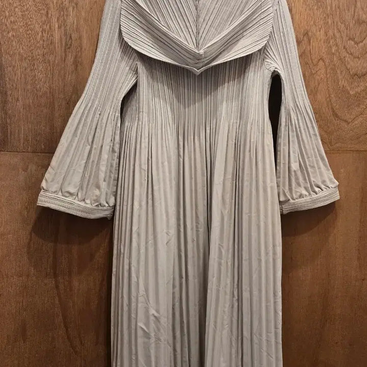 [BUNJANG] Pleated Hooded Jacket / 플리츠 주름후드자켓
