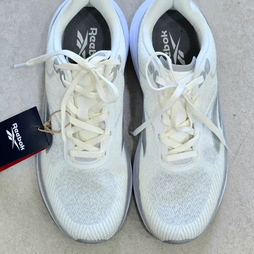 [BUNJANG] Reebok Viva Speed Running Shoes 270mm / [새상품]리복 비바 스피드 운동화 러닝화 270