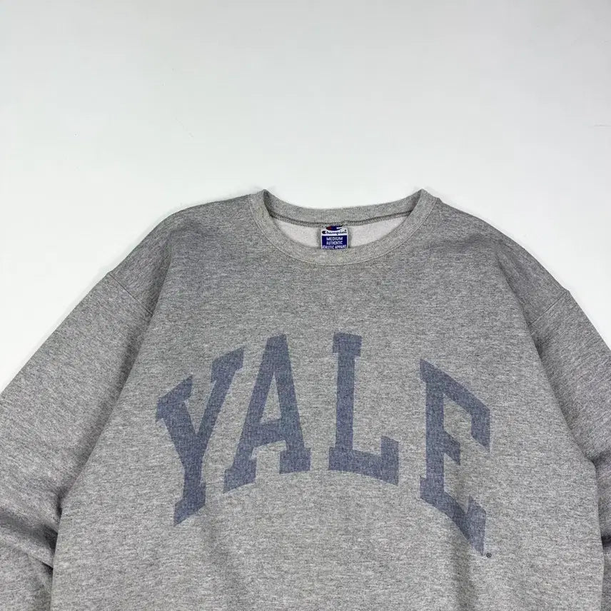 [SOLD OUT] (M) 챔피온 올드스쿨 YALE 예일 스웻셔츠 맨투맨 그레이