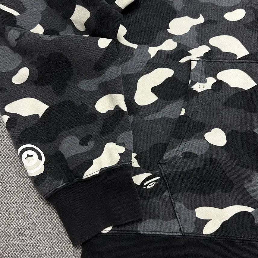 [BUNJANG] BAPE Asura Camo Shark Hoodie (2XL) / (한글택)베이프 반반 아수라 카모 샤크 후드집업(2XL)