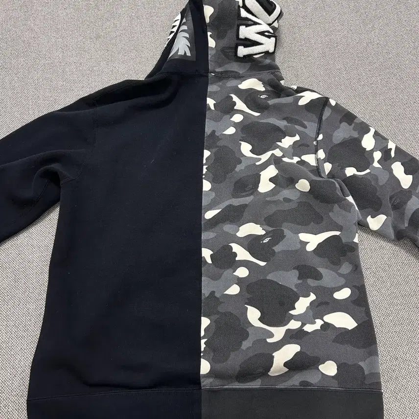 [BUNJANG] BAPE Asura Camo Shark Hoodie (2XL) / (한글택)베이프 반반 아수라 카모 샤크 후드집업(2XL)