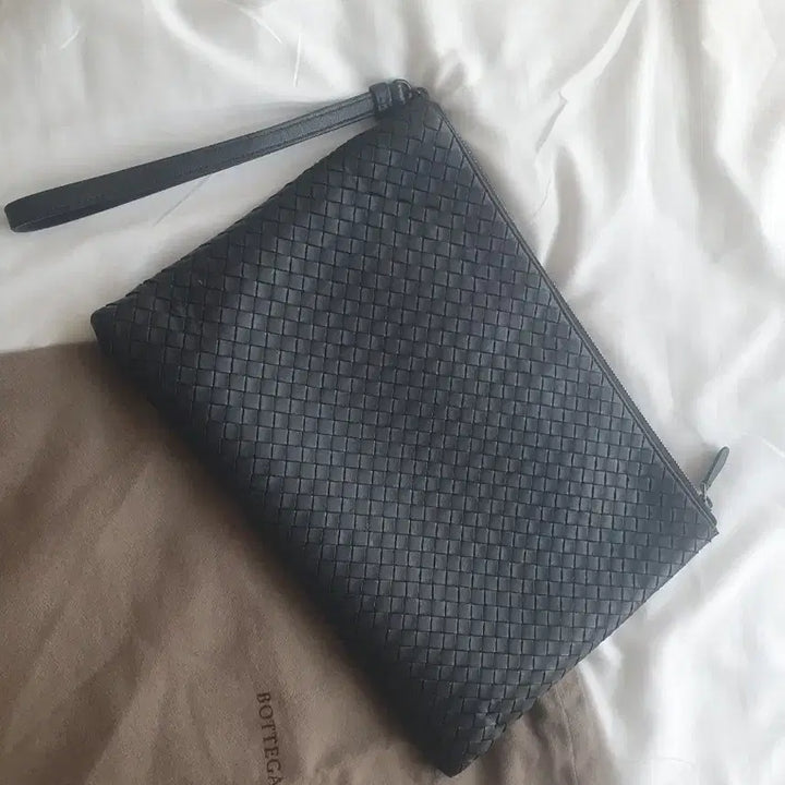 [BUNJANG] Bottega Veneta Intrecciato Black Large Clutch / 보데가베네타 인트레치아토 클러치 블랙 라지