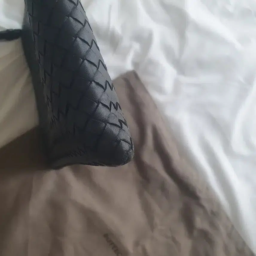 [BUNJANG] Bottega Veneta Intrecciato Black Large Clutch / 보데가베네타 인트레치아토 클러치 블랙 라지