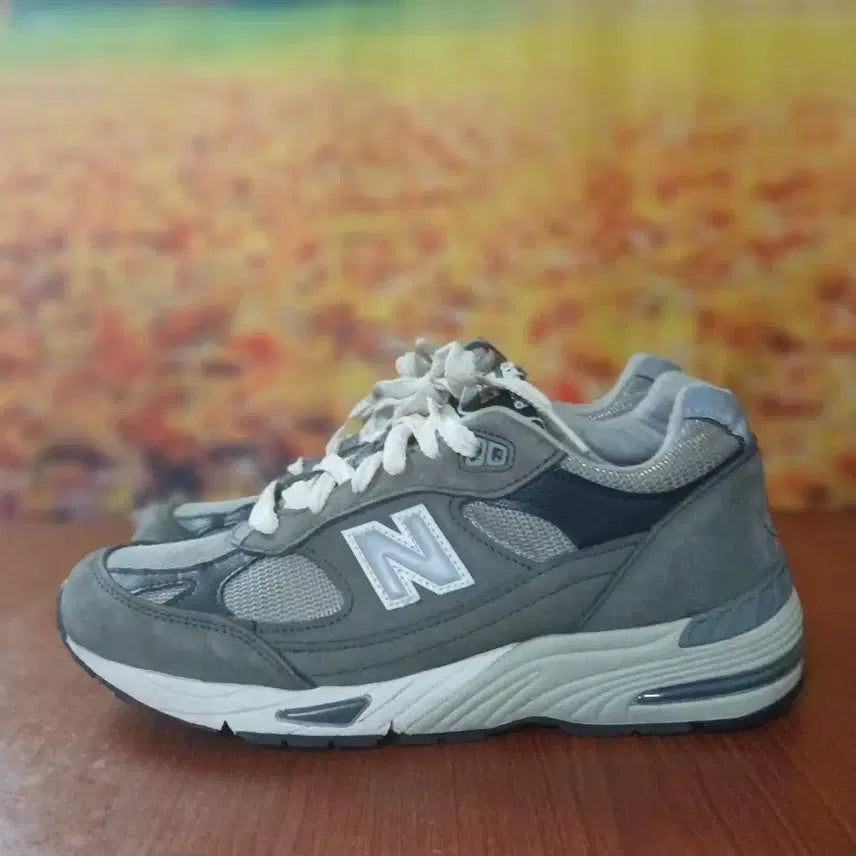 [BUNJANG] New Balance 991 Made in UK Sneakers / 뉴발란스 991 메이드인 UK 250