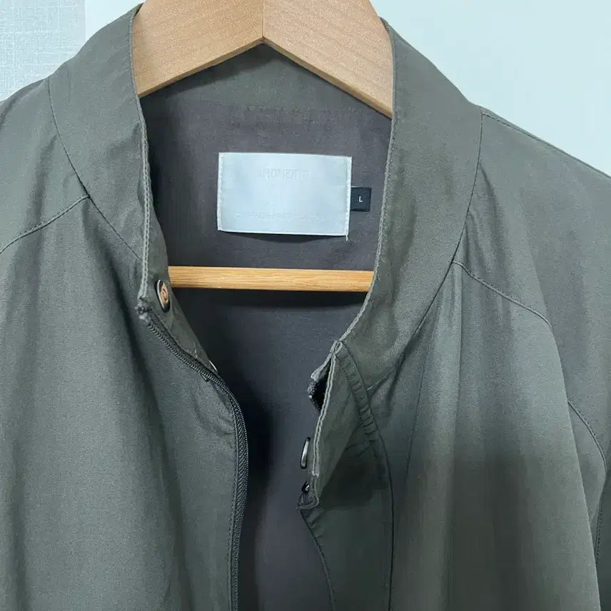 [BUNJANG] AMOMENTO Raglan Cotton Zip Jumper Brown L / [판매] 25ss 아모멘토 레글런 코튼 집 점퍼 브라운 L