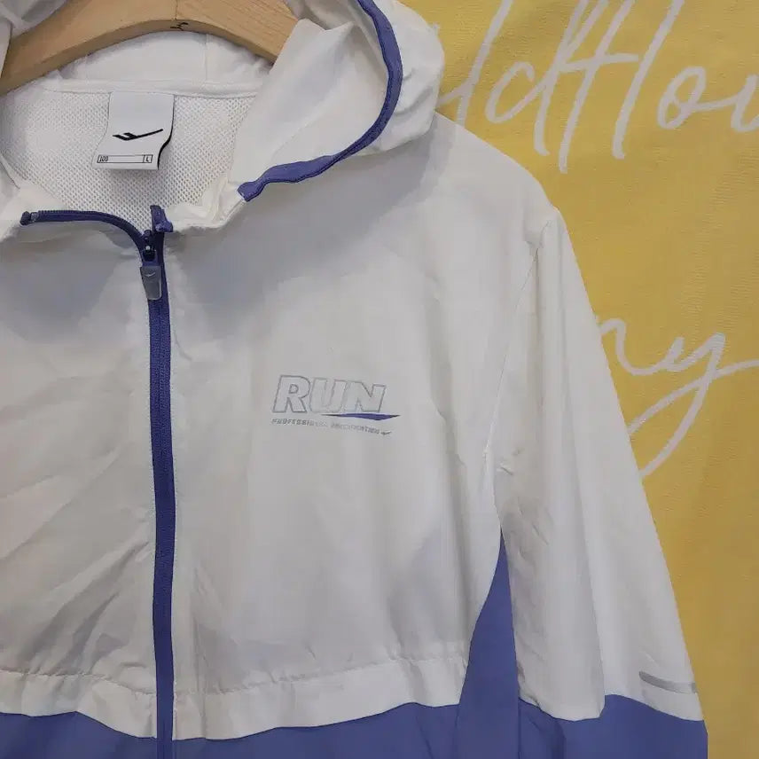 [BUNJANG] Pro-Specs Running Windbreaker Jacket / 프로스펙스 런닝 바람막이 100L