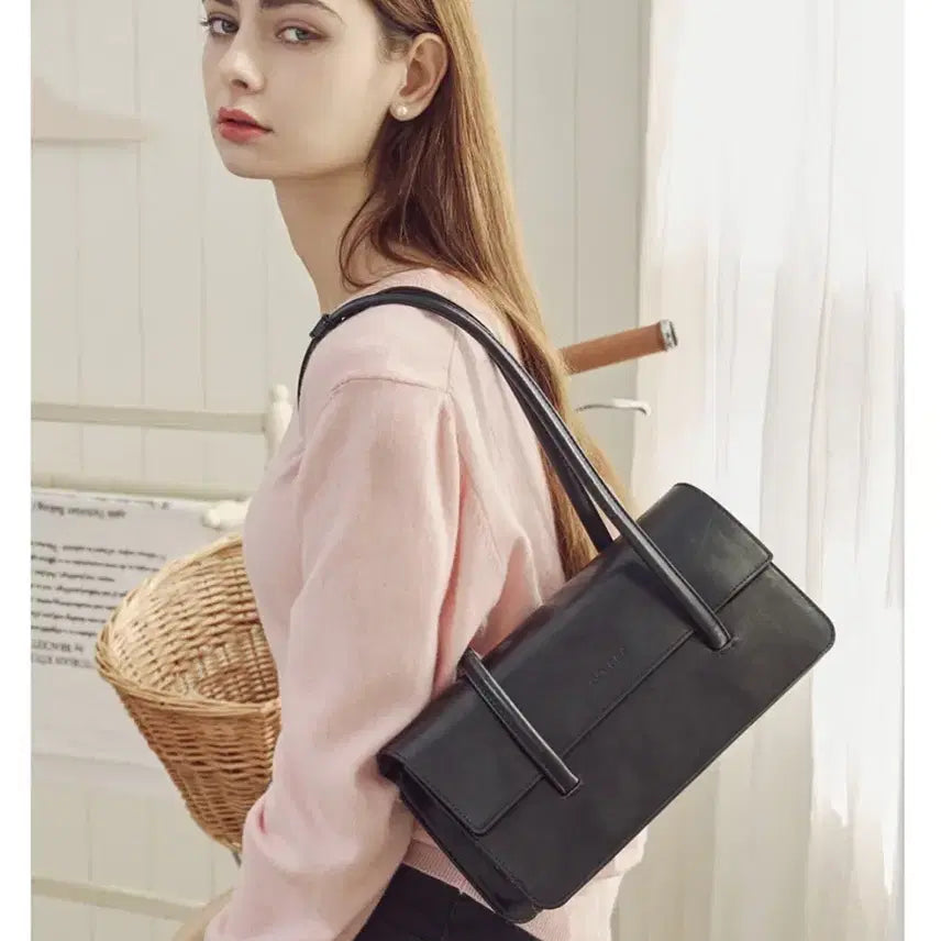 [BUNJANG] COACH Urban Square Shoulder Bag Black / 고세핸드백 어반 스퀘어 숄더백 블랙
