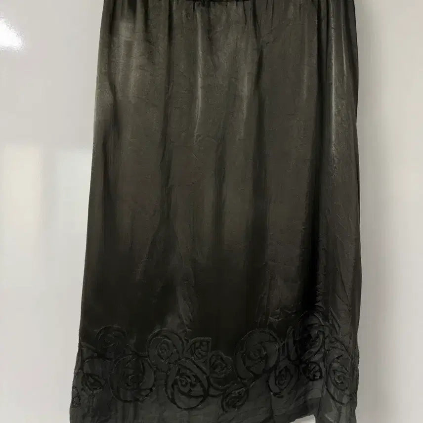 [BUNJANG] Vintage Natural Silk Viscose Blend Midi Skirt - Dark Khaki / 빈티지 천연 실크 비스코스 소재 미디스커트 다크카키 르네상스 페어리