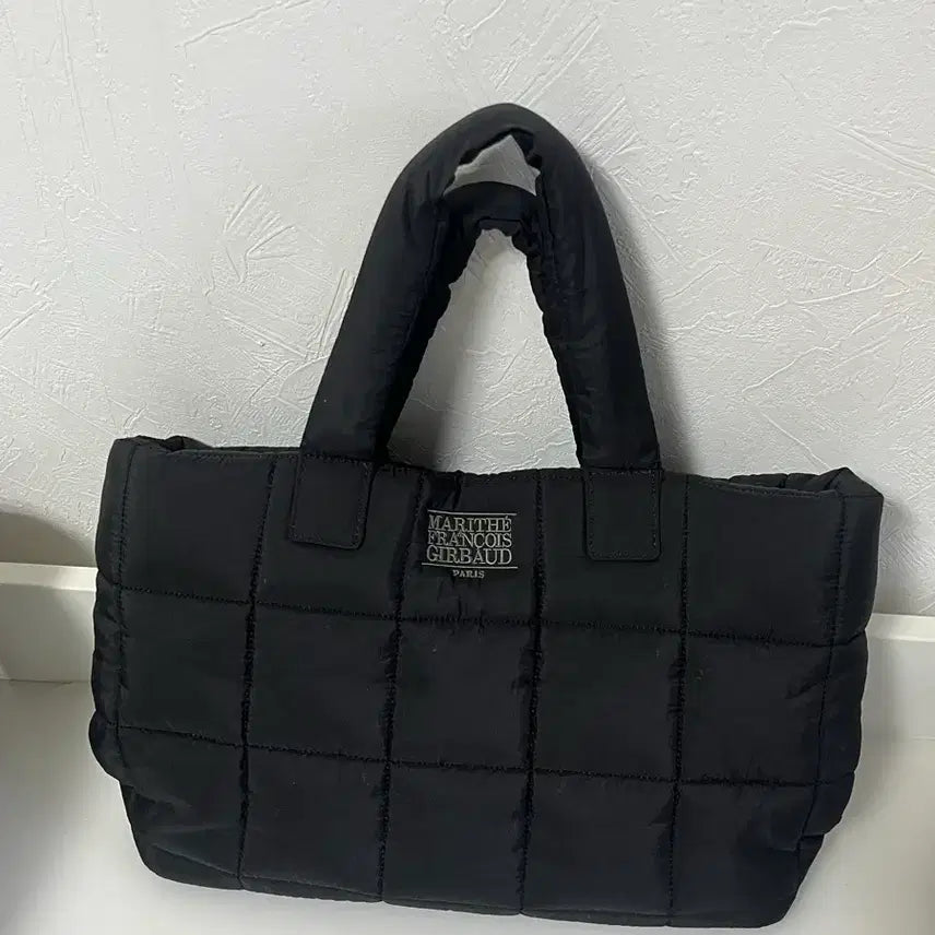 [BUNJANG] Marithe Francois Girbaud Padded Tote Bag Black / 마리떼 패딩백 블랙 LOGO PADDING BAG BLACK