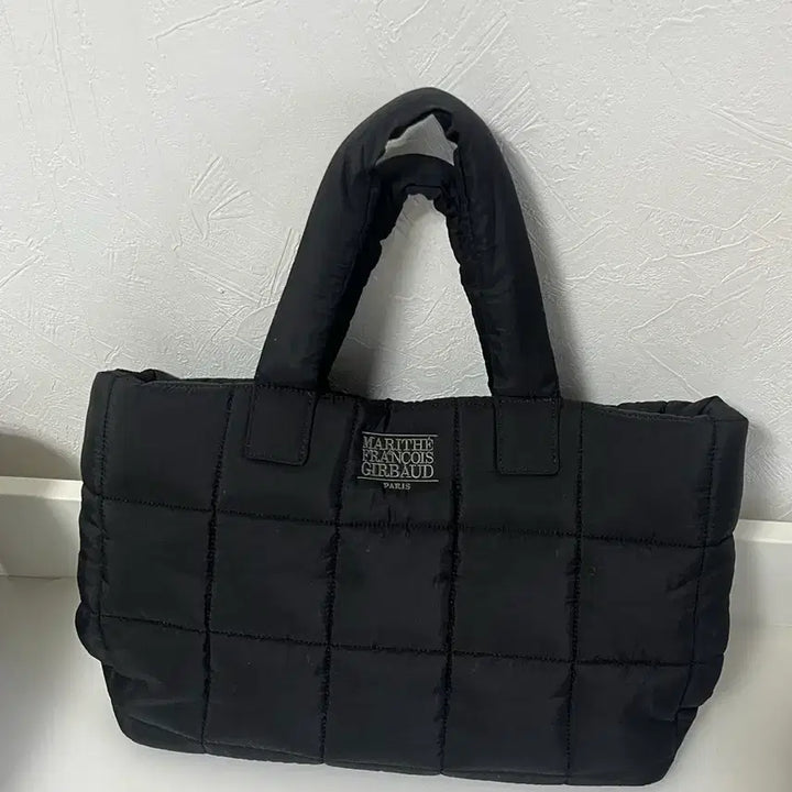 [BUNJANG] Marithe Francois Girbaud Padded Tote Bag Black / 마리떼 패딩백 블랙 LOGO PADDING BAG BLACK