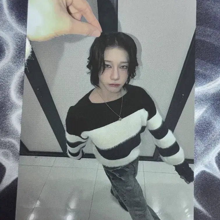 [BUNJANG] XLOV Louis POB Photocard / 엑스러브(XLOV) 루이 미공포 포카