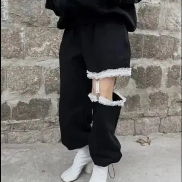 [BUNJANG] The Mysterious Hotel Garter Belt Training Pants / 더미스테리어스호텔 가터벨트팬츠