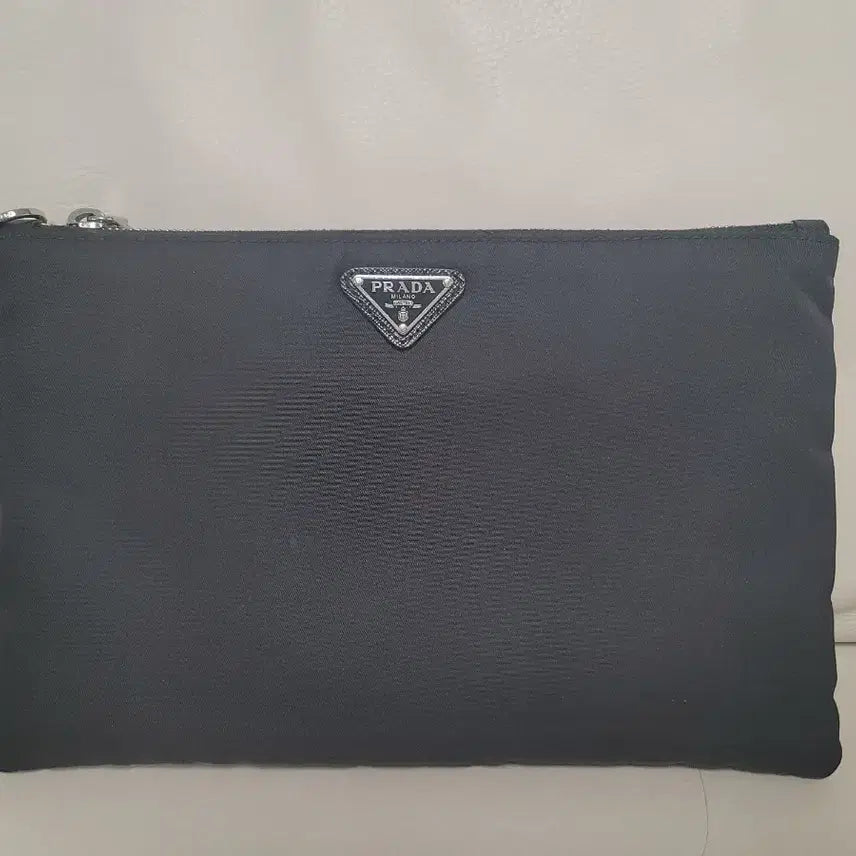 [SOLD OUT] 프라다 클러치백