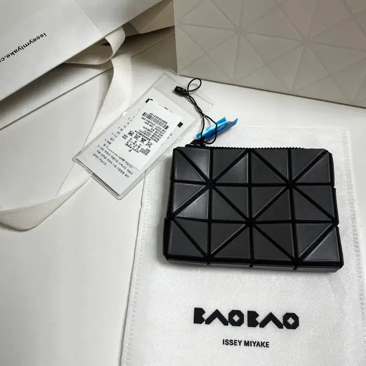 [BUNJANG] Bao Bao Issey Miyake Cassette Black Card Wallet / 바오바오 이세이 미야케 카세트 블랙 (카드지갑)