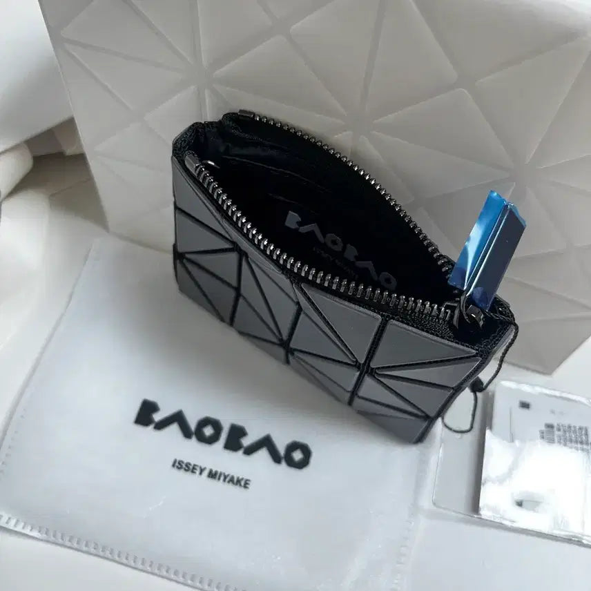 [BUNJANG] Bao Bao Issey Miyake Cassette Black Card Wallet / 바오바오 이세이 미야케 카세트 블랙 (카드지갑)